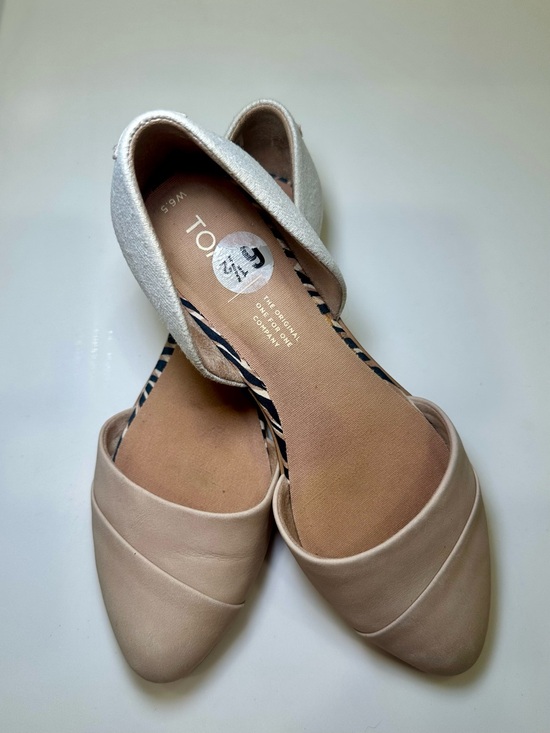 Toms Shoes - Toms Women’s Two-Tone D’Orsay Flats in Blush and Ivory